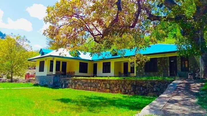 Chitral Inn Resort Luaran gambar