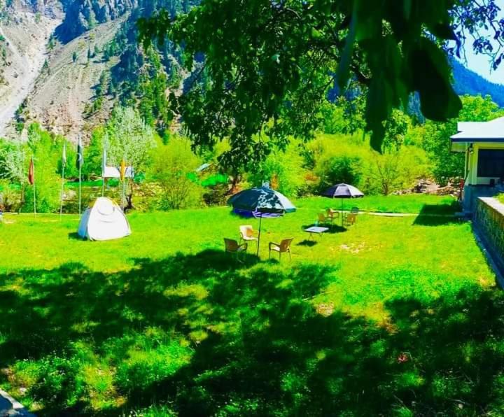 Chitral Inn Resort Luaran gambar